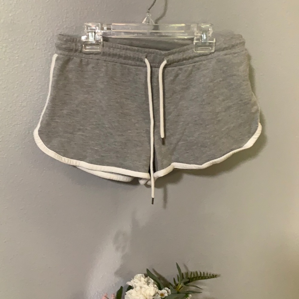 Grey shorts